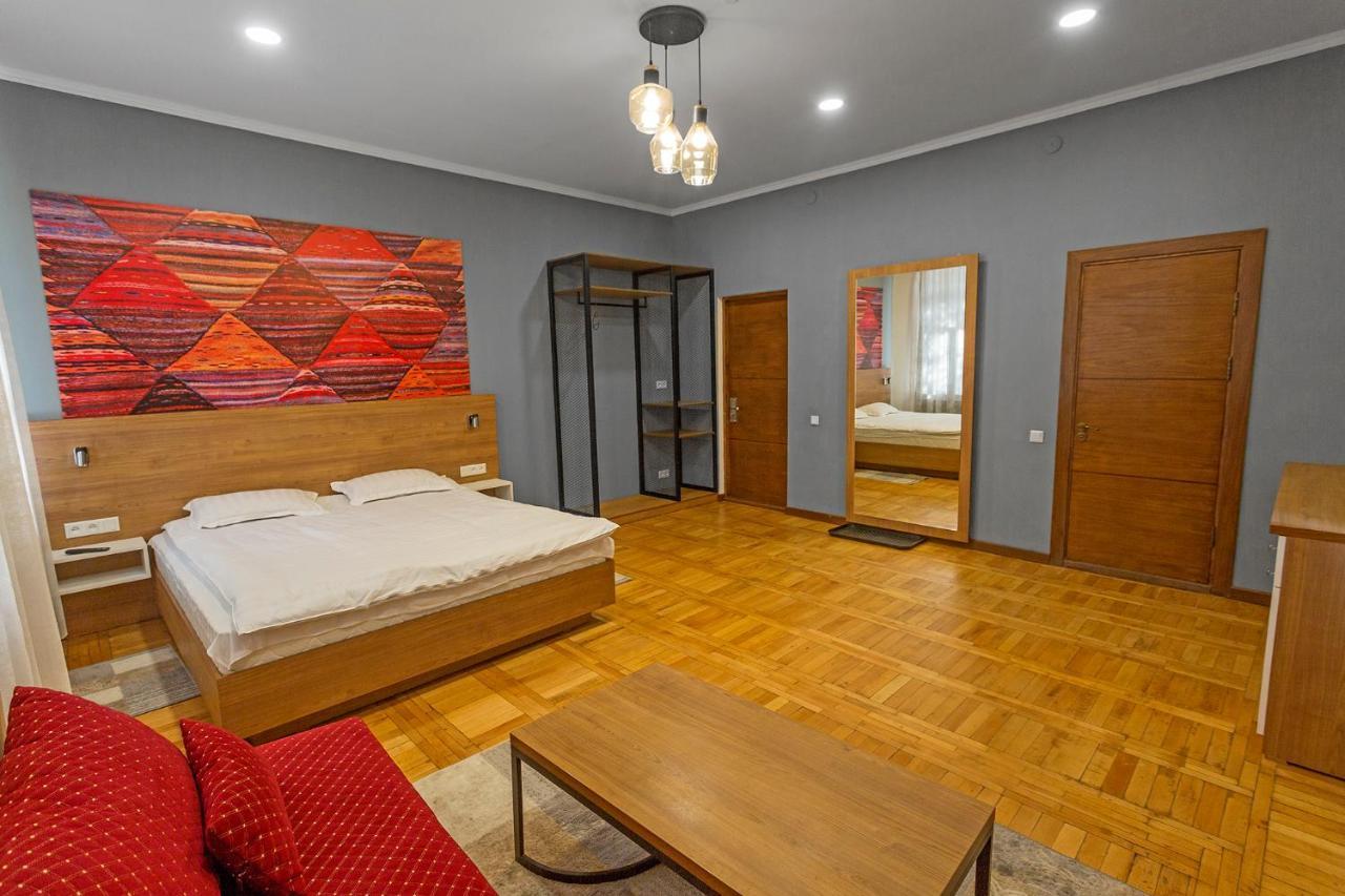 Hostel Koisha Biškek Exteriér fotografie