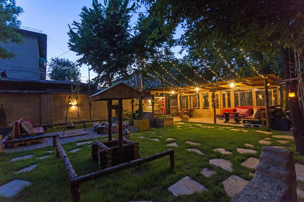 Hostel Koisha Biškek Exteriér fotografie