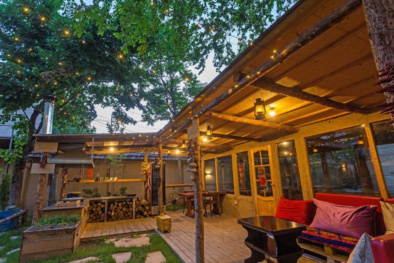 Hostel Koisha Biškek Exteriér fotografie