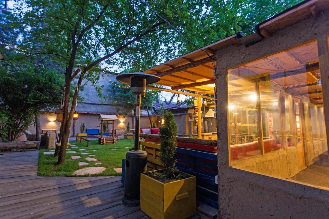 Hostel Koisha Biškek Exteriér fotografie