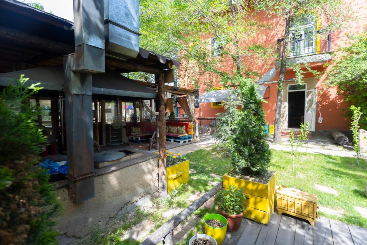 Hostel Koisha Biškek Exteriér fotografie