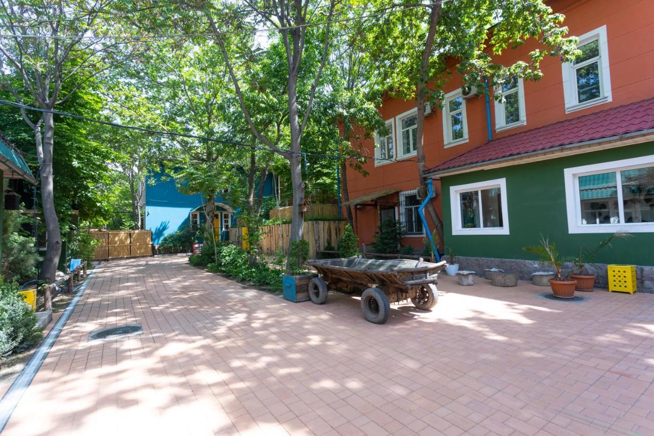 Hostel Koisha Biškek Exteriér fotografie