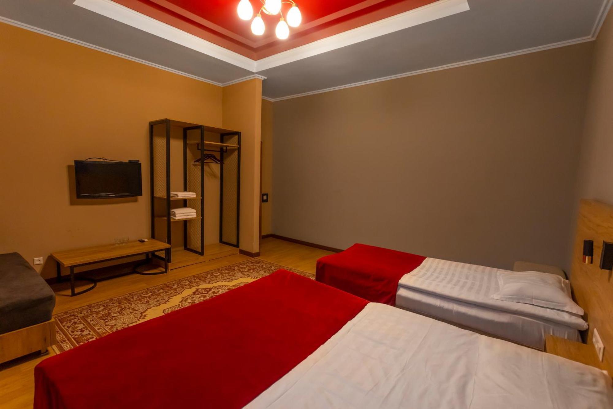 Hostel Koisha Biškek Exteriér fotografie